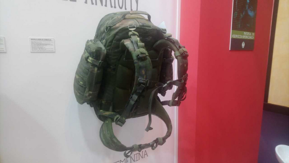 Mochila femenina de Altus Yuma. Foto: Infodefensa.com