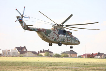 Helicóptero Mi-26T2V en vuelo. Foto: Russian Helicopters