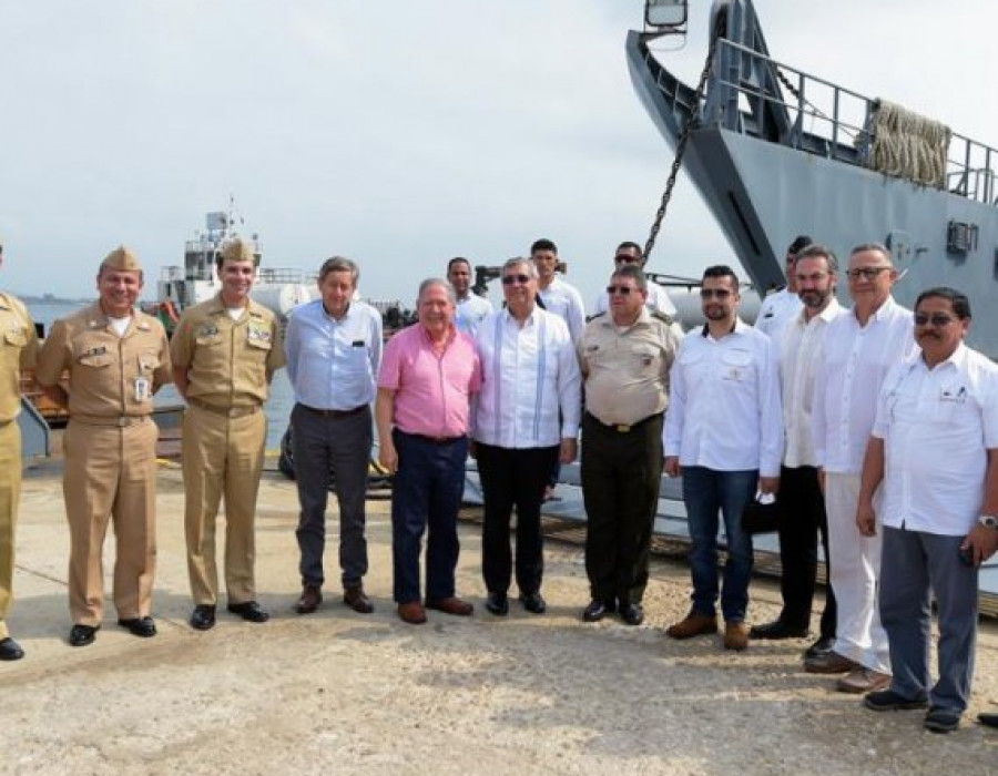 El vicepresidente de Guatemala visitó las instalaciones de Cotecmar, en Colombia. Foto: Comando General Fuerzas Militares de Colombia.