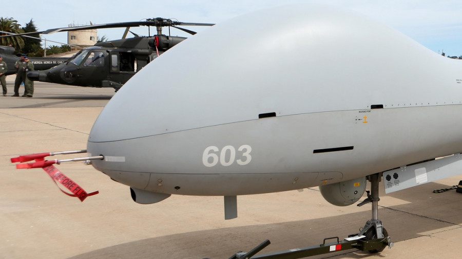 El UAV Hermes Q900 de la FACh desplegado en la base aérea Quintero. Foto: Ministerio de Defensa