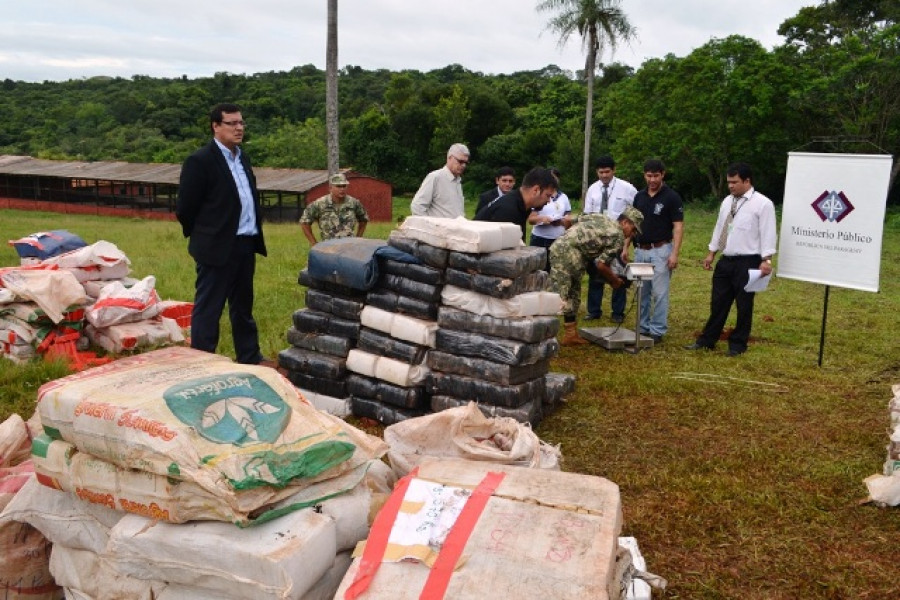 Destrucción de drogas ilegales por parte del Ministerio Público. Foto: Ministerio Público del Paraguay.