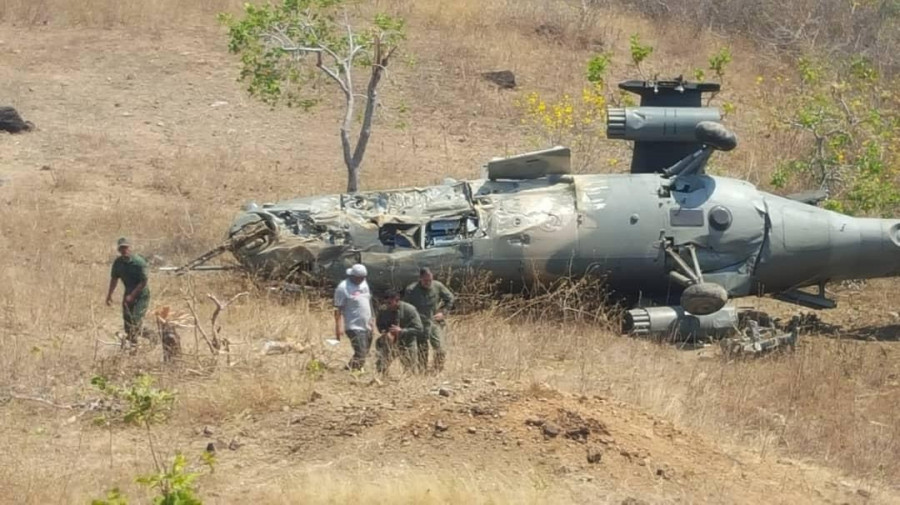Helicóptero Mi-35M2 de la Aviación del Ejército de Venezuela estrellado. Foto: Twitter, autor desconocido.