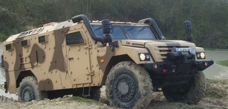 150414 vehiculo sherpa apc renault td