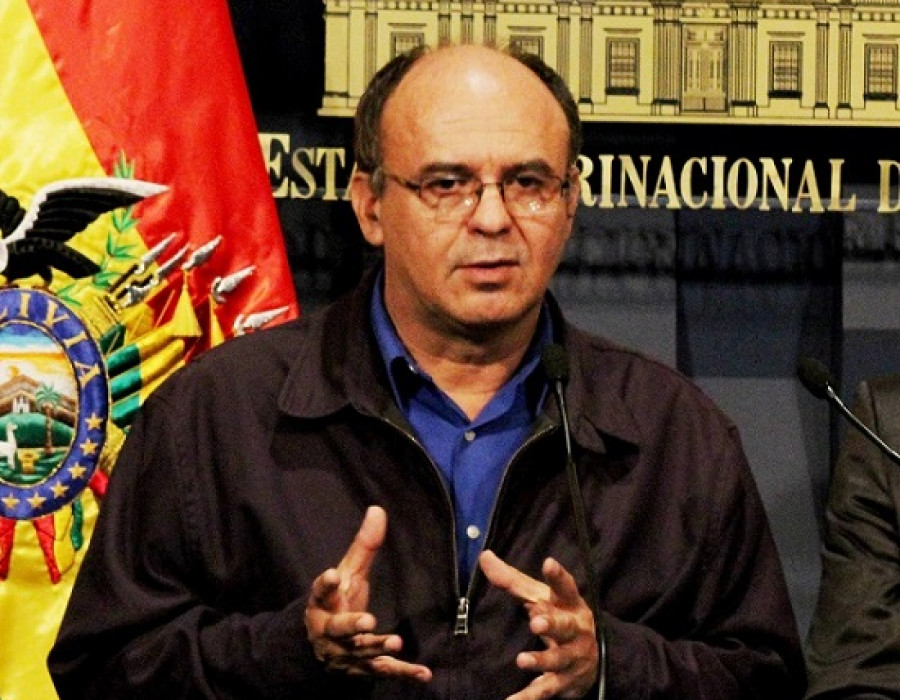 Bolivia Ministro Defensa RemyFerreira ABI