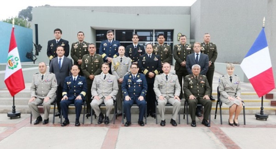 Peru Francia ComandosConjuntos sep2015 CCFFAAPeru