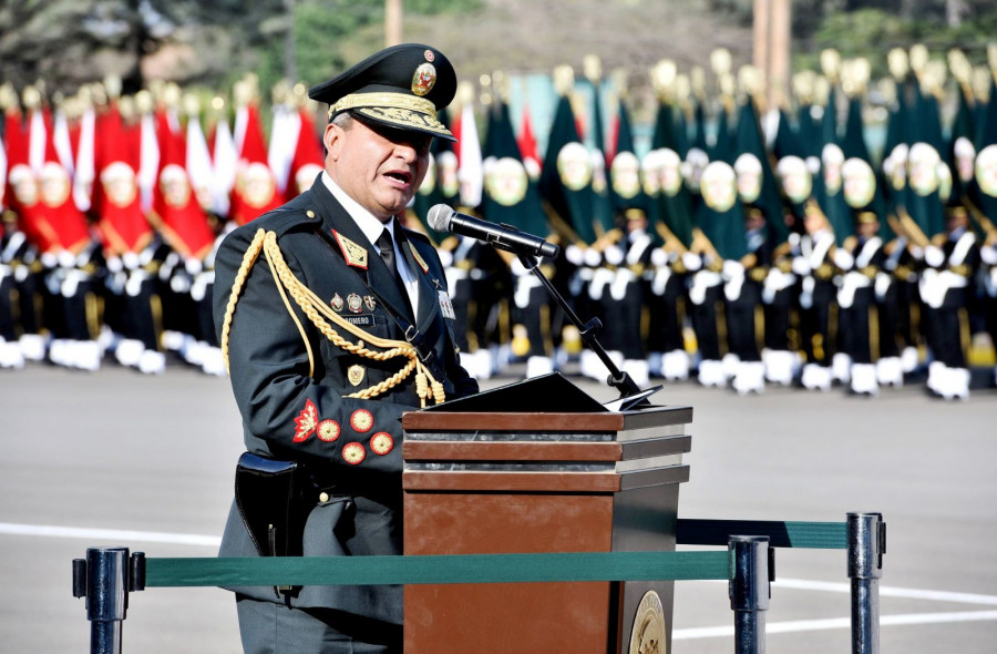 Peru PoliciaNacional  GralRomero Ago2015 MININTERPeru