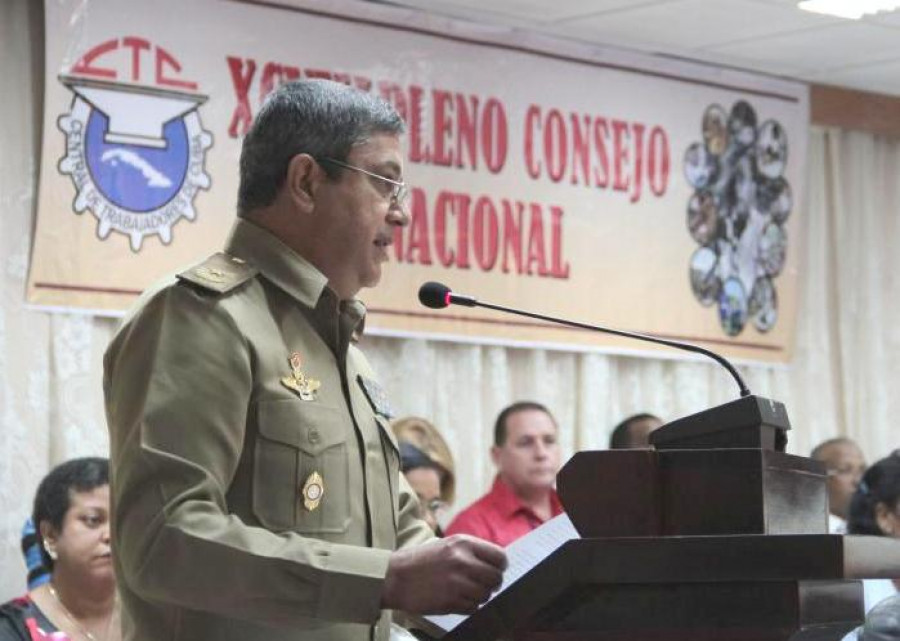 Cuba FAR GBJorgeMendez NOV15 Granma