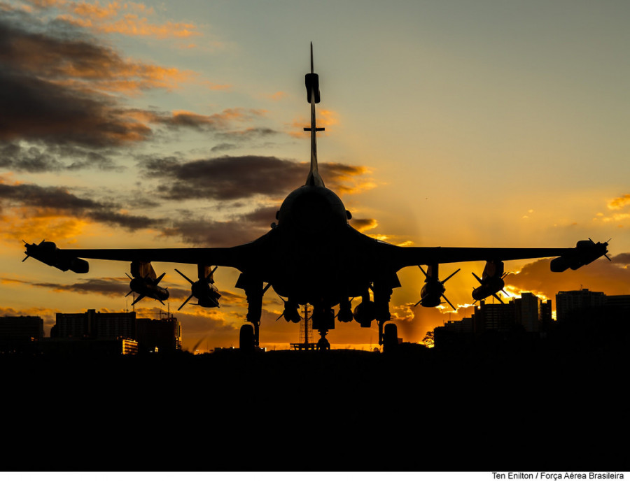 GRIPEN NG MOCKUP ESPLANADA MINISTERIOS DF