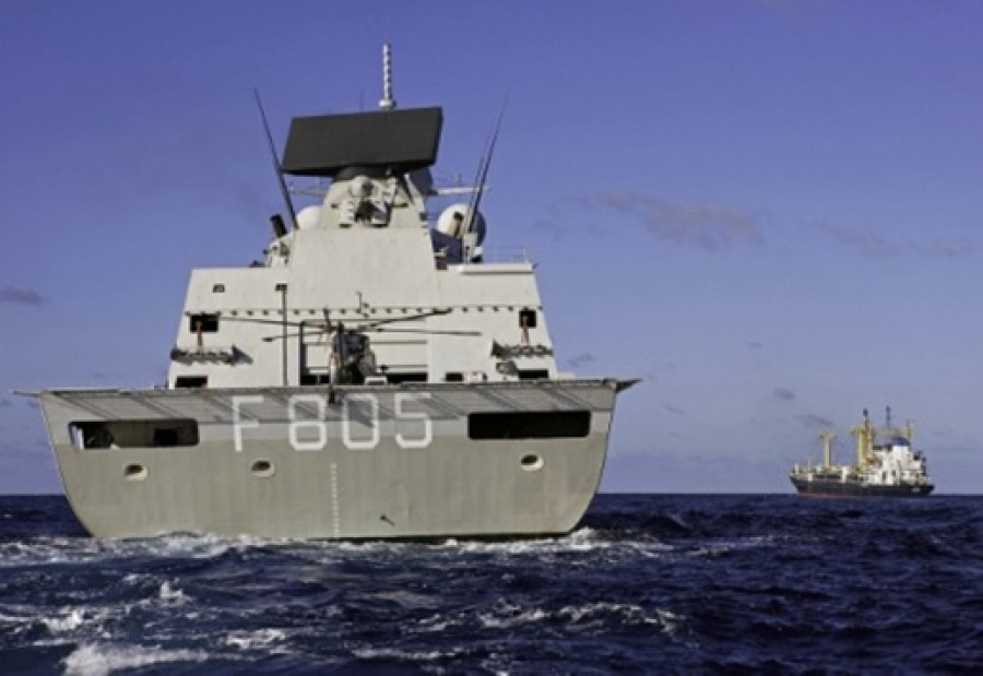 152704 paises bajos fragata De Zeven Provincien smart l radar thales