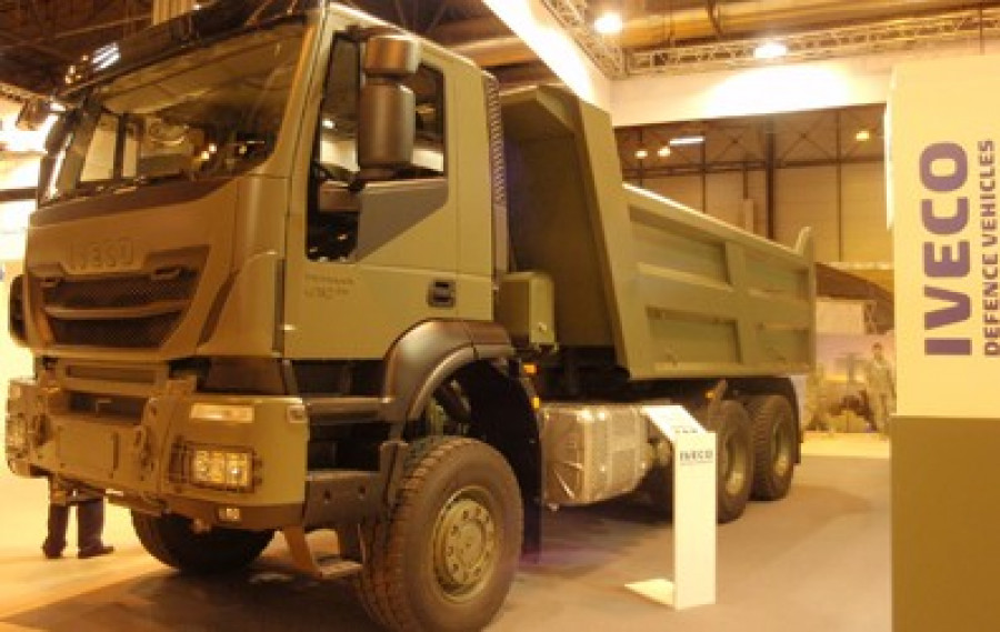 150313 tracker Iveco NF 397x251