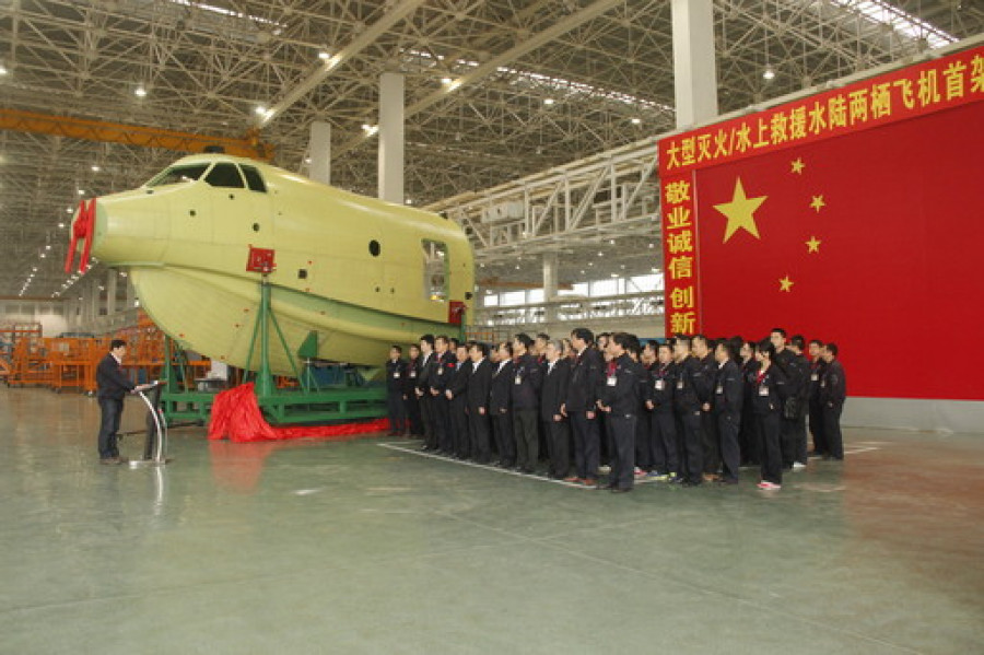 150428 china anfibio avion ag600 avic