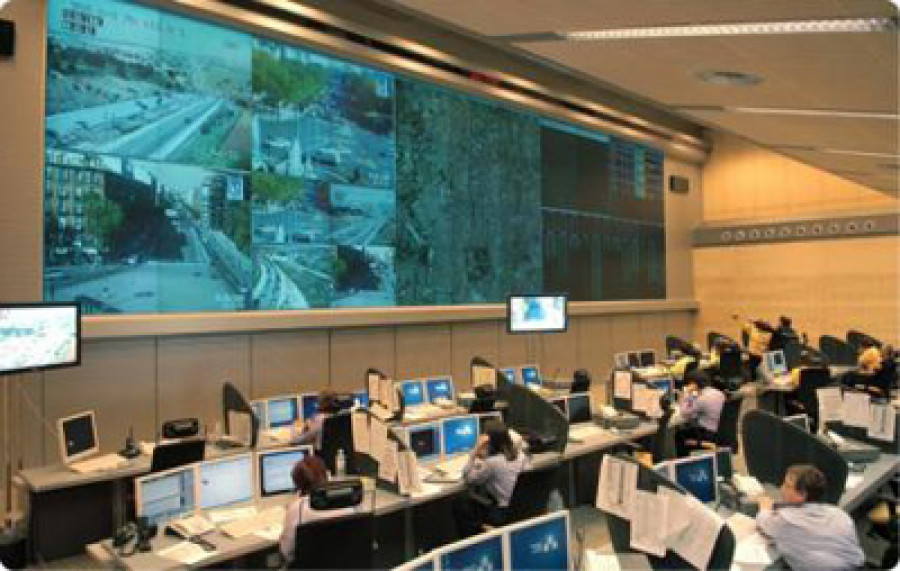 150324 centro control Madrid Indra