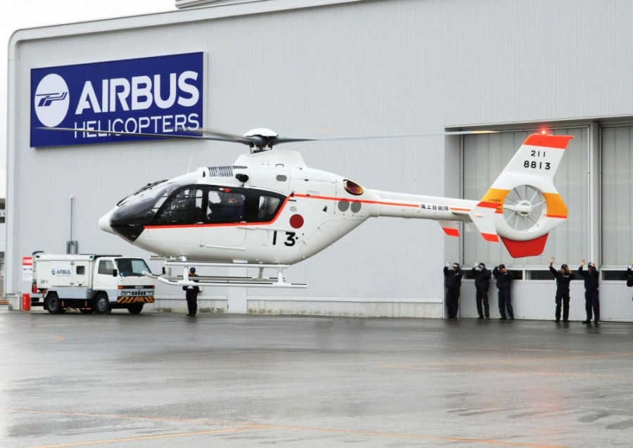 141209 th 135 japon helicoptero airbus helicopters