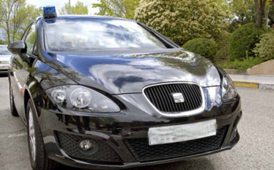 150213 coches GuardiaCivil