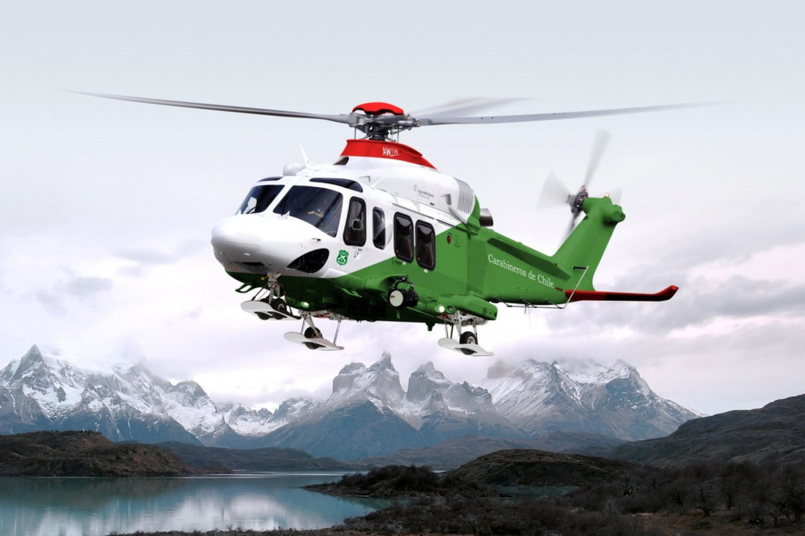 150107 helicoptero aw139 chile carabineros agustawestland