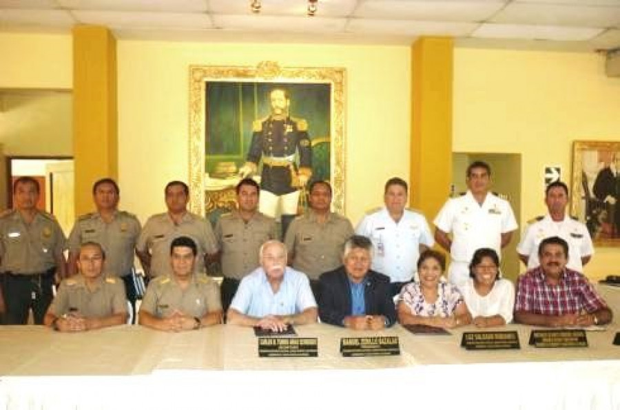 Peru ComisionDefensa MAR2015 CongresoPeru
