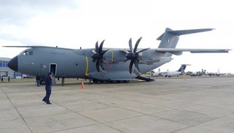 A400 LaPaz Bolivia 101014 EmbFrancia