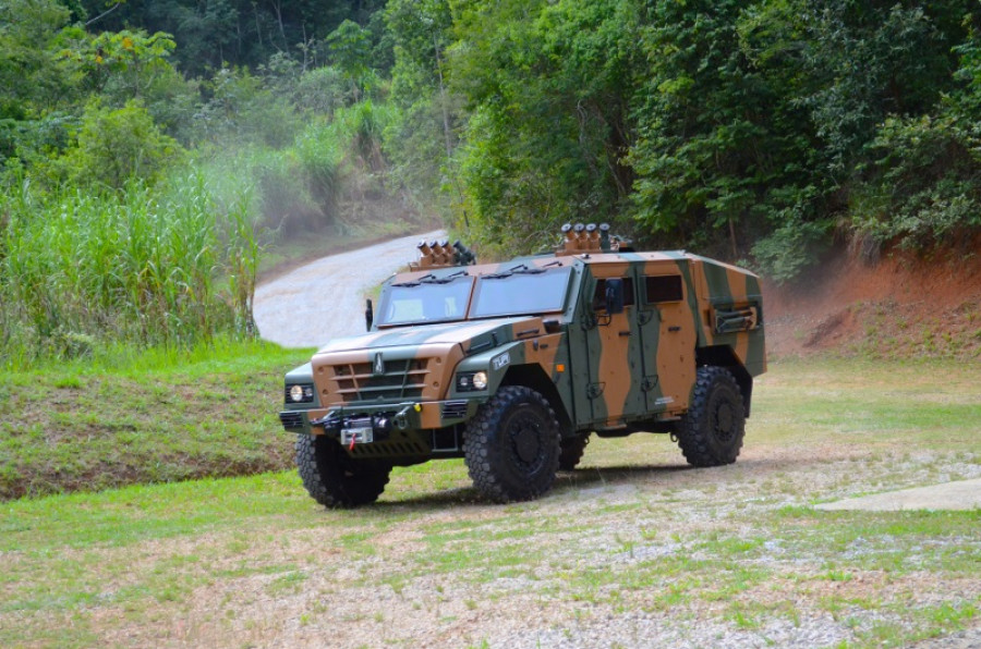 141124 guarani blindado brasil avibras
