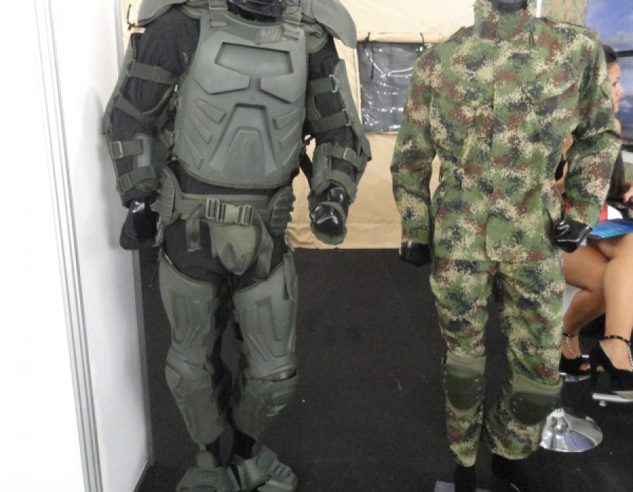 Manufacturas Delmyp SITDEF2015 PeterWatson