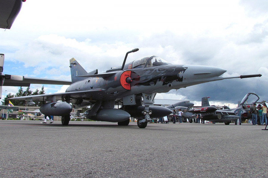 150105 caza avion iai kfir colombia santiago correa laverde 01