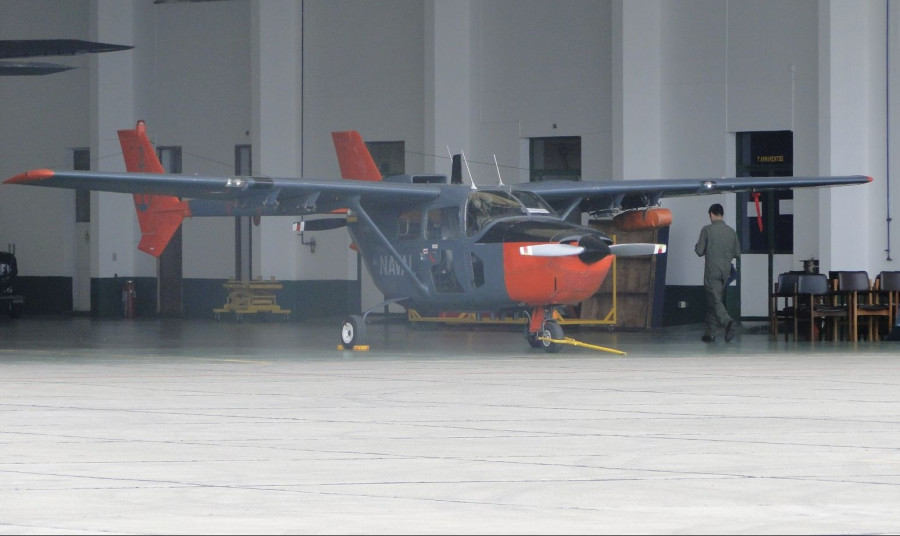 15019 avion cessna O2A Skymaster Aviacin Naval de Chile nicolas garcia 1600x1044 1548x922