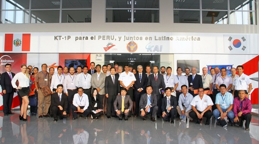 PERU KT 1P SEMAN visitaSNI may2015 FuerzaAereaPeru