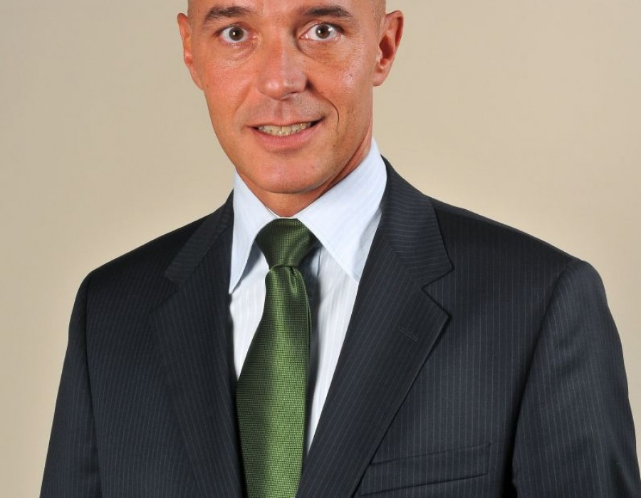 141204 Yves Barill director comunicacion airbus helicopters 796x940
