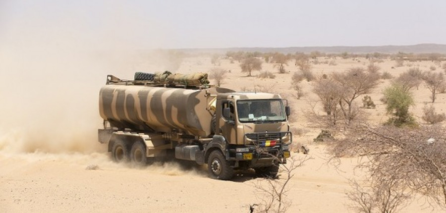 150323 camion KERAX CH3 renault trucks defensa