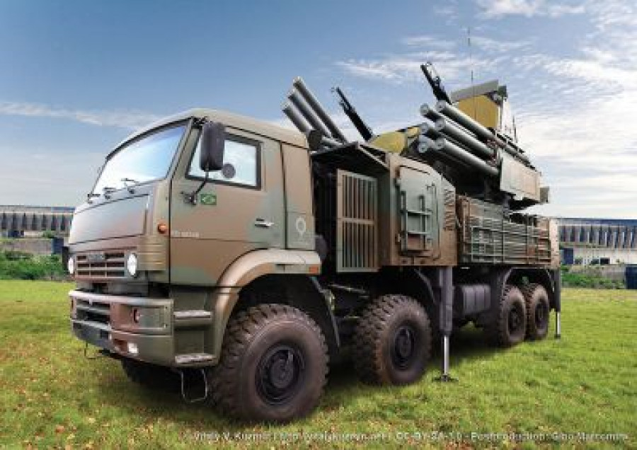 140714 antiaereo pantsir camion brasil kuzmin maromini