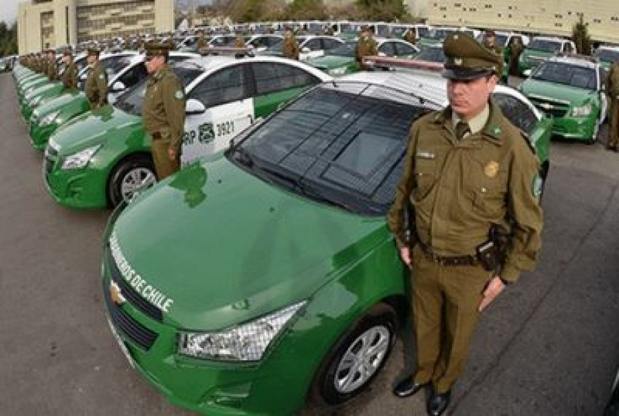 140811 policia coche patrullero carabineros chile