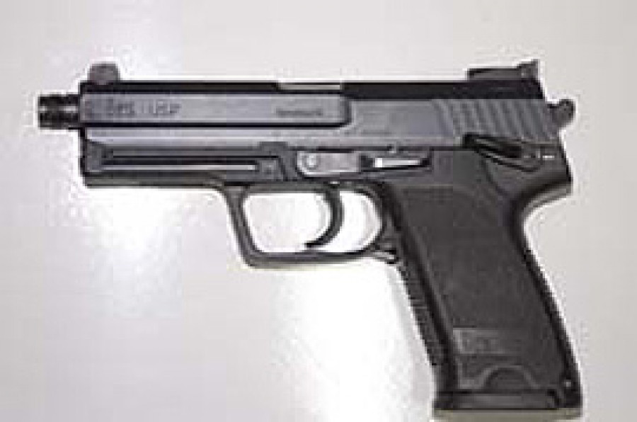 20140924 Pistola 9mm ET