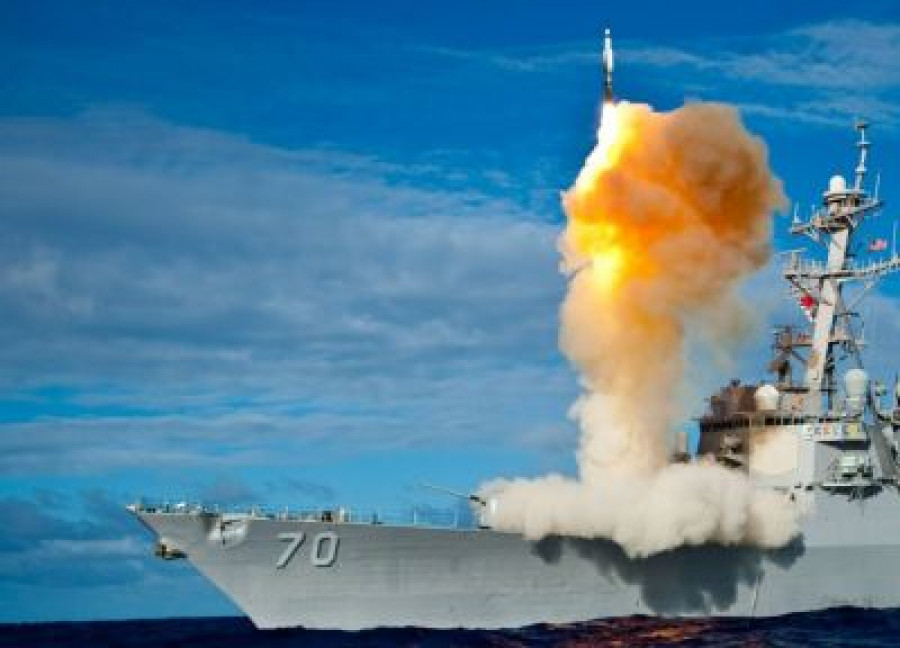 140923 misil buque barco sm raytheon 1027x739