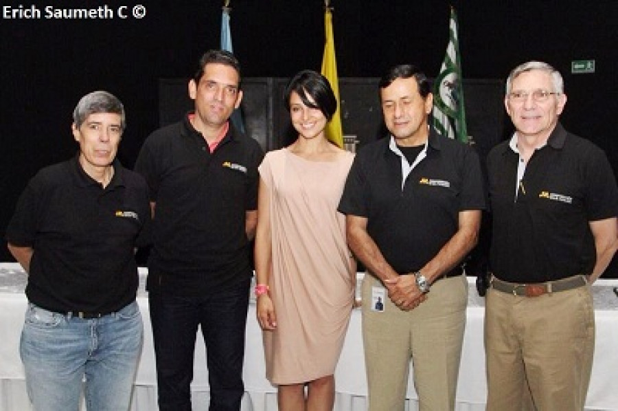 0 MINISTERIO DE LA DEFENSA 21