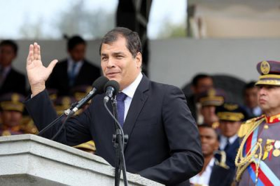 140520 ecuador soldados correa ministerio defensa ecuador