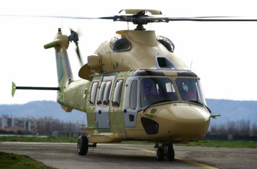 EC175 AC352