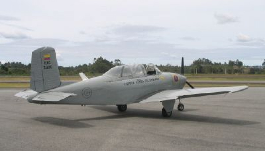 131212 colombia retiro aviones kenji