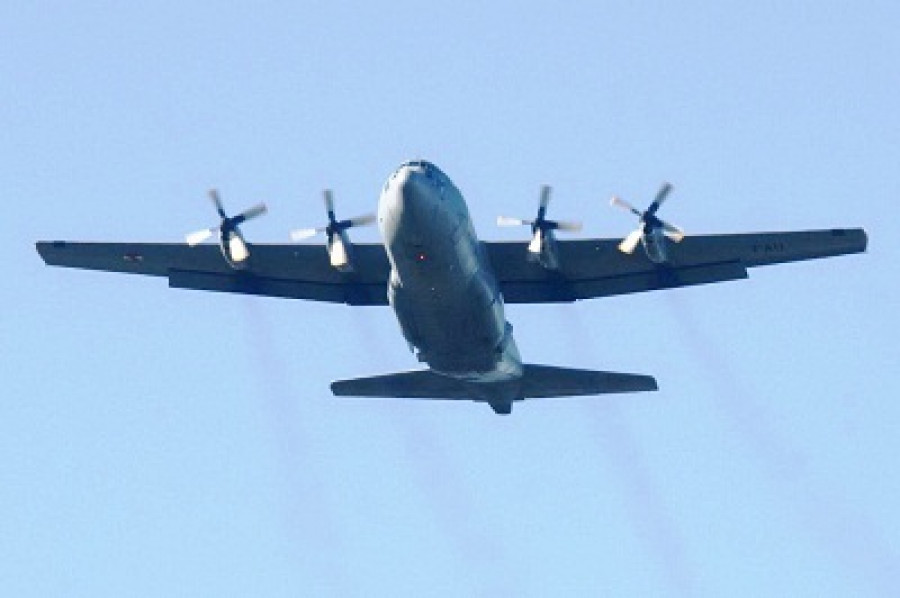C130B Uruguay Emilio Sanni   Uruguay Militaria