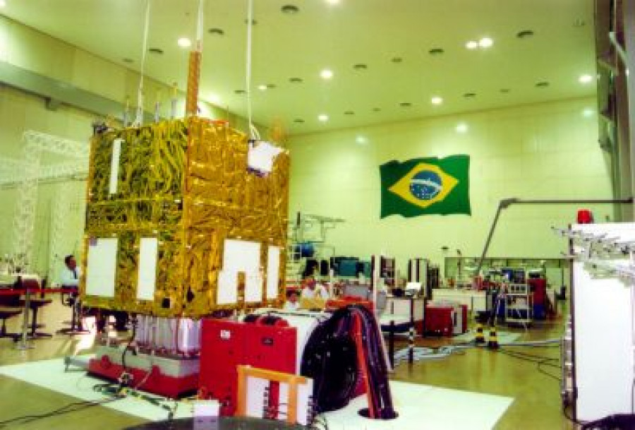 131211 brasil roberto CBERS 01
