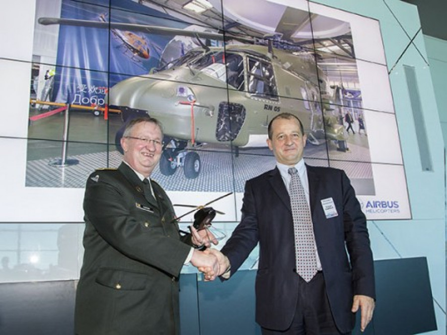 141117 nh 90 belgica helicoptero nhi