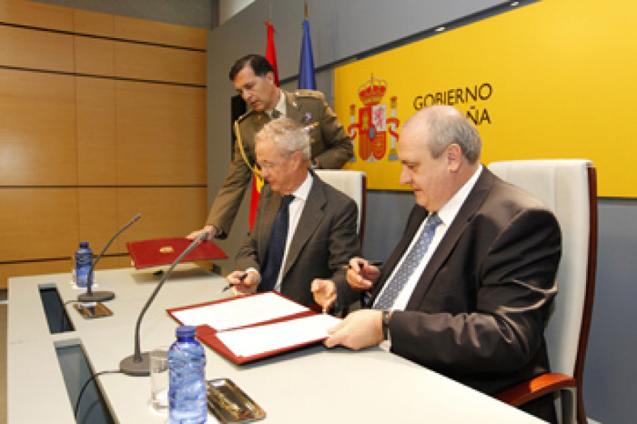 131106 acuerdo ciberdefensa mde 01
