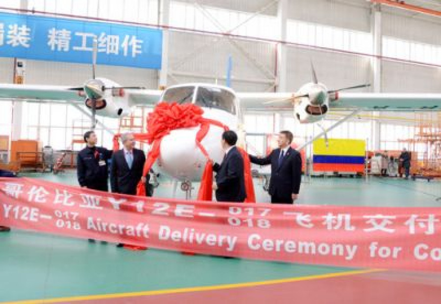 140102 colombia erich SATENA AVIONES HARBIN Y harbin aircraft
