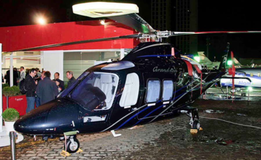 131119 brasil roberto AW 109 Grand New Caiafa