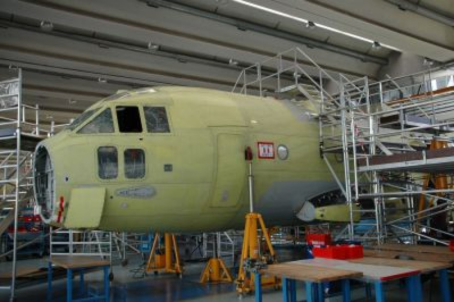 C 27J Primero FAP may2014 AleniaAermacchi 400x266