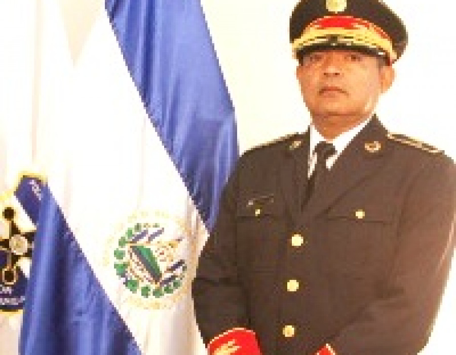 Foto nota nuevo director Policia de El Salvador
