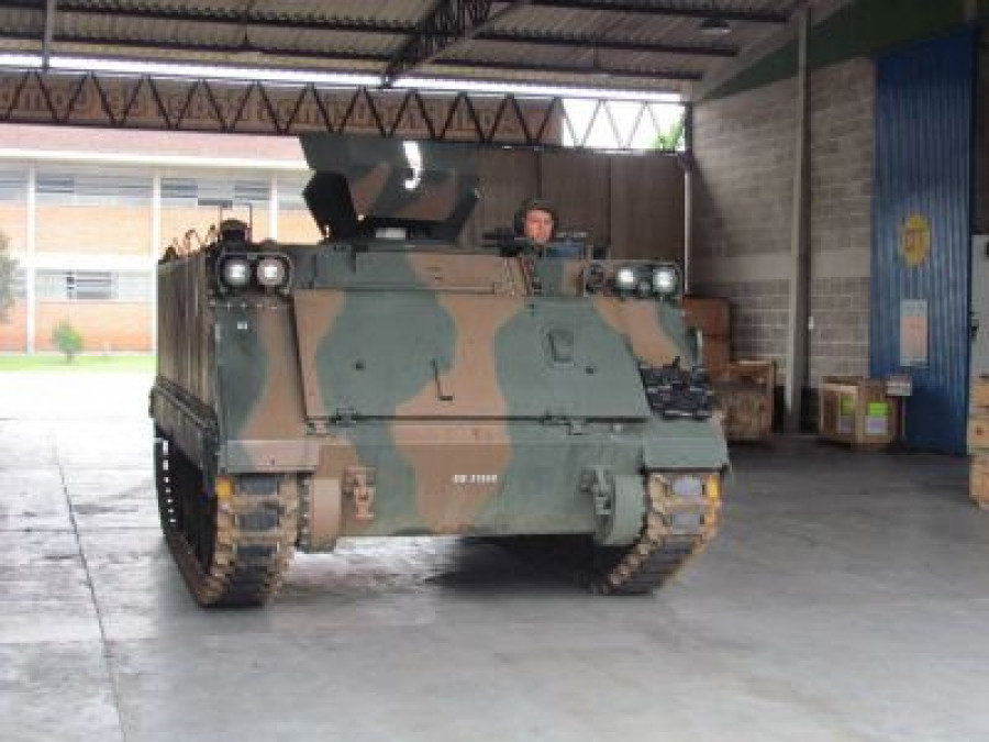 131209 brasil roberto VBTP M1131 400x300