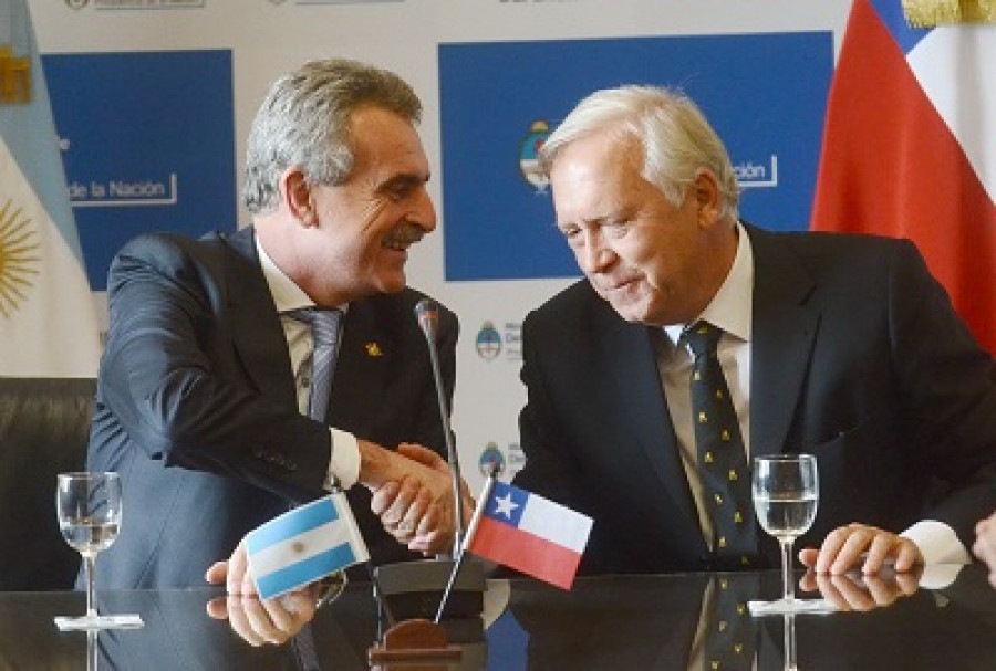 Argentina Chile firma acuerdos Min Def Argentina 1