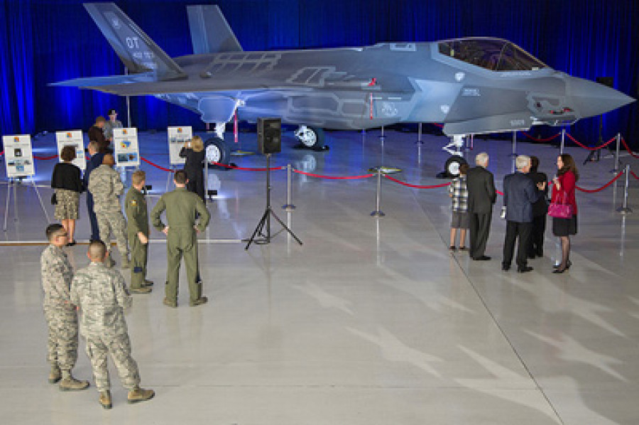 130805 f 35 recortes lockhe