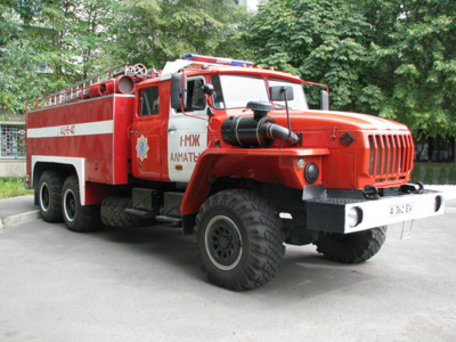 Ural camion bombero