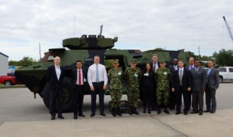 131304 colombia erich m1117 ejercito eeuu 01 400x236