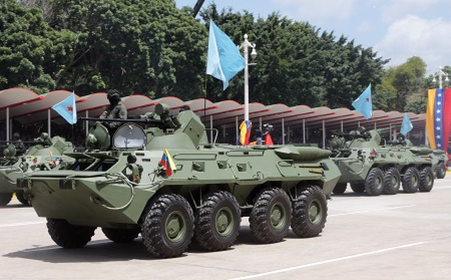 BTR 80A  Venezuela AVN 05 07 2011 450px